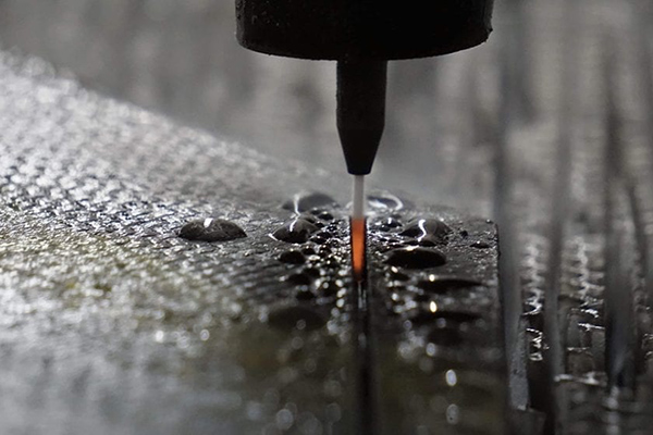 热塑性碳纤维层压板未来可以采用超快进